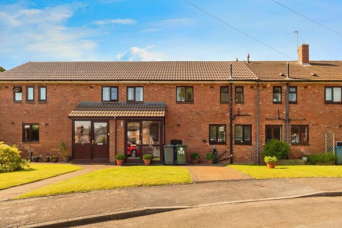 3 Bedroom Terraced House For Sale In Trenchard Close, Newton, Nottinghamshire, NG13