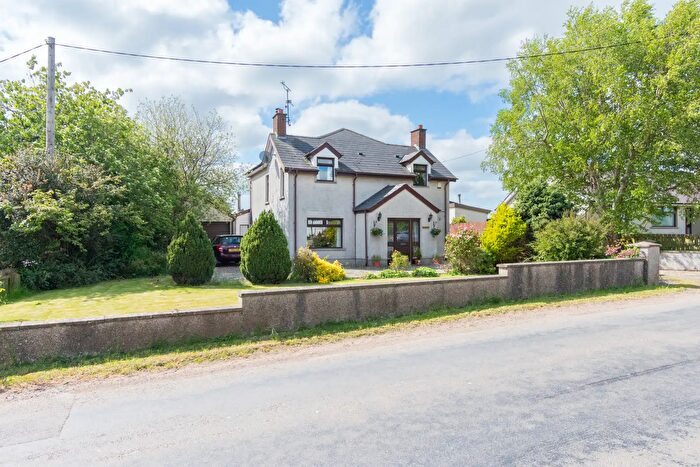 3 Bedroom Cottages For Sale In Country Cottage Sitting On Spacious Gardens, Halfpennygate Road, Moira, BT67