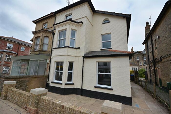 1 Bedroom Flat To Rent In London Road South, Lowestoft, Suffolk, NR33