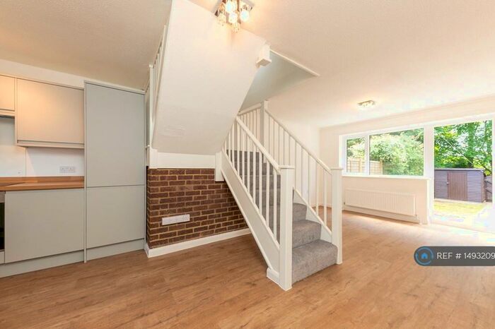 2 Bedroom Terraced House To Rent In Katrine Square, Hemel Hempstead, HP2