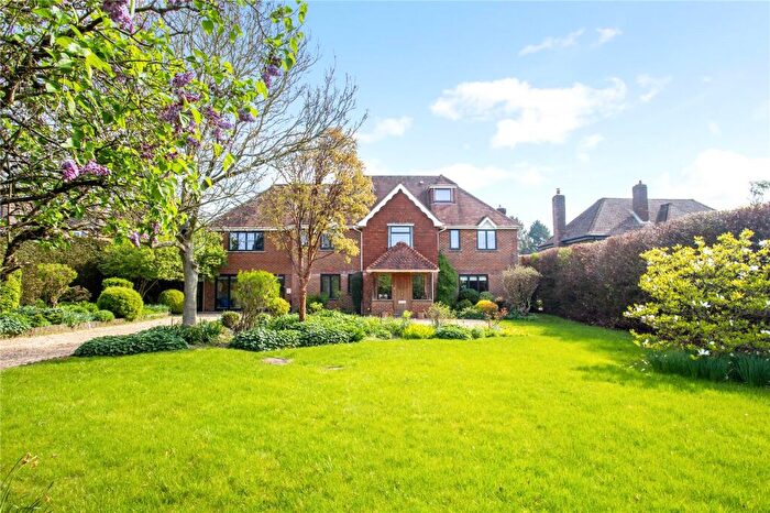 5 Bedroom Detached House To Rent In Kilham Lane, Winchester, Hampshire, SO22