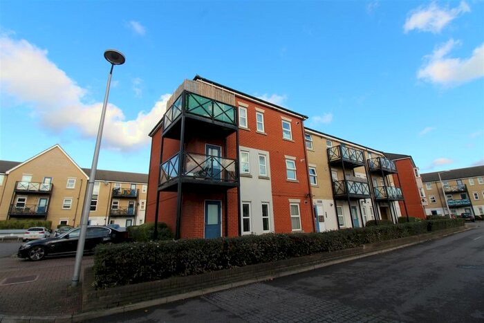 2 Bedroom Flat To Rent In Glandford Way, Chadwell Heath, Romford, RM6