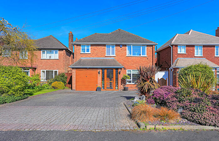 4 Bedroom Detached House For Sale In Ferndown Road, Solihull, B91