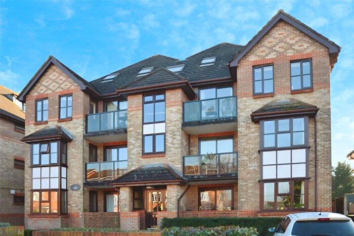 2 Bedroom Flat To Rent In Grange Road, Sutton, SM2