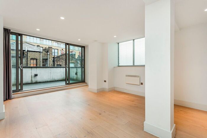 2 Bedroom Flat To Rent In Lexington Street, Soho, W1F