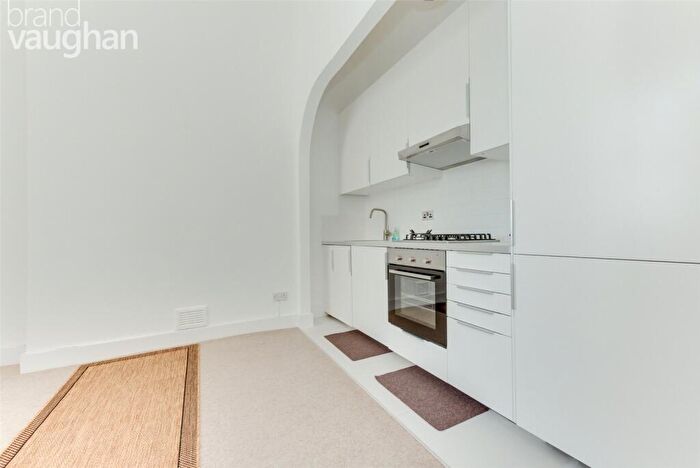 1 Bedroom Flat To Rent In Buckingham Road, Brighton, BN1