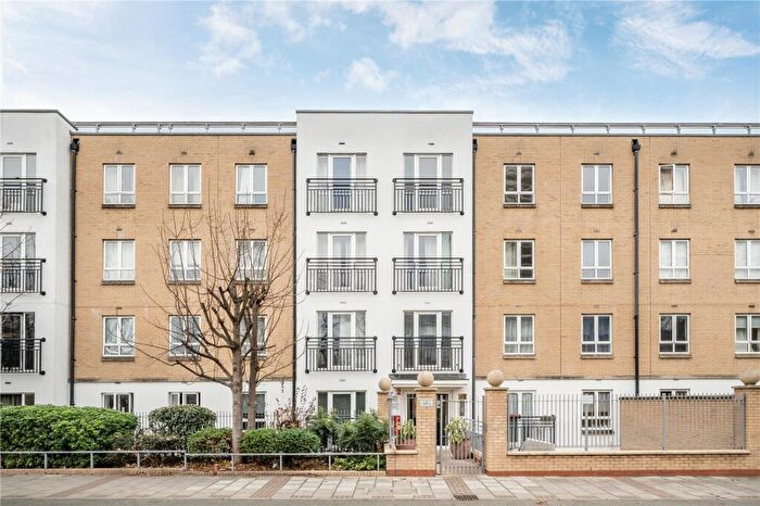 2 Bedroom Flat For Sale In Granite Apartments, Windmill Lane, Stratford, London, E15