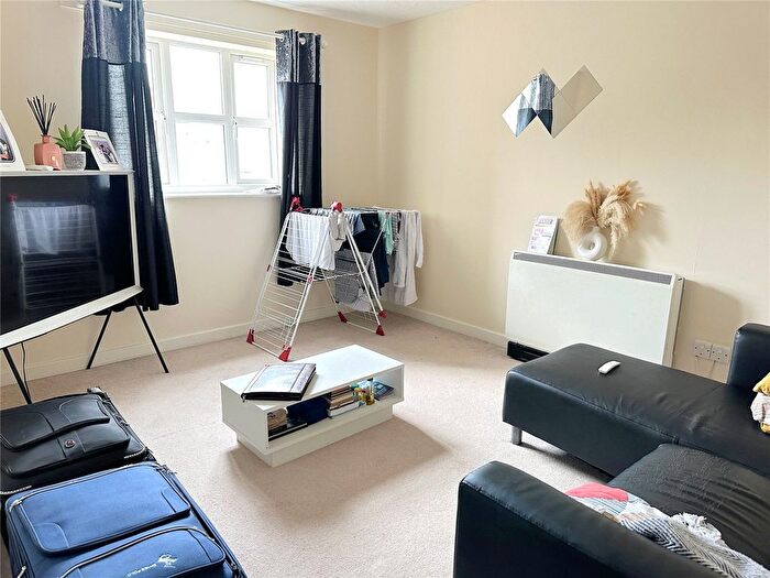 1 Bedroom Flat To Rent In Winters Field, Taunton, TA1