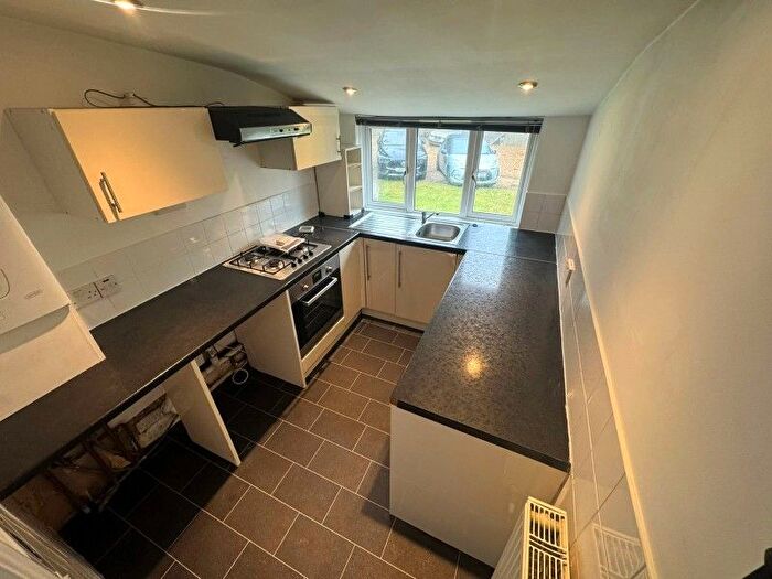 2 Bedroom Flat To Rent In Beaufort Road, Bournemouth, BH6