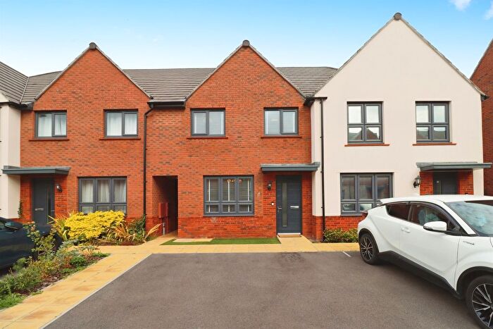 3 Bedroom Terraced House For Sale In Mustoe Road, Frenchay, Bristol, BS16