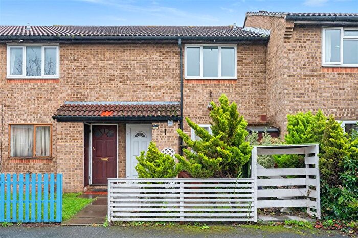 2 Bedroom Maisonette For Sale In Brangwyn Crescent, Colliers Wood, SW19