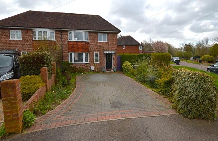 3 Bedroom Semi Detached House For Sale In Ridgway Road, Brogborough, MK43