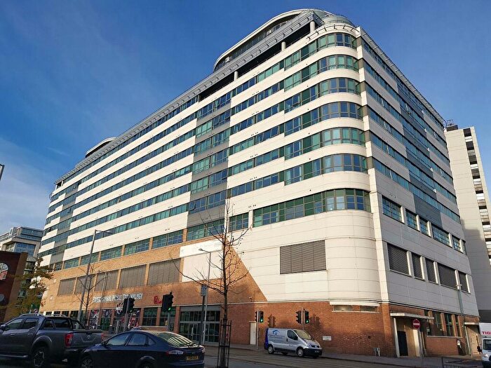 3 Bedroom Flat For Sale In Huntingdon Street, Nottingham, Nottinghamshire, NG1