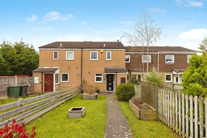 3 Bedroom Terraced House For Sale In White Laithe Close, Leeds, LS14