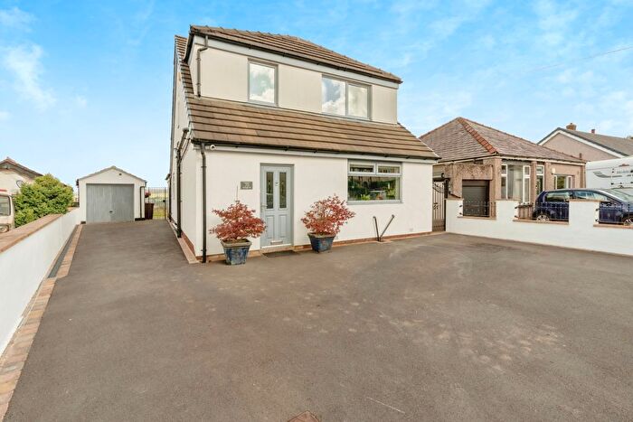 4 Bedroom Detached House For Sale In Rosehill Road, Burnley, Lancashire, BB11