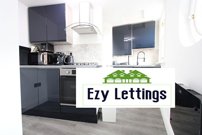 1 Bedroom Flat To Rent In Nightingale Lane, London, SW12