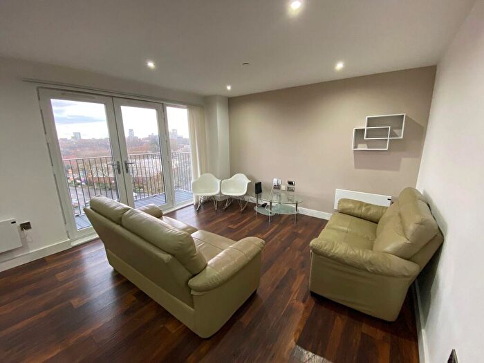 2 Bedroom Apartment To Rent In Ordsall Lane, Salford, M5