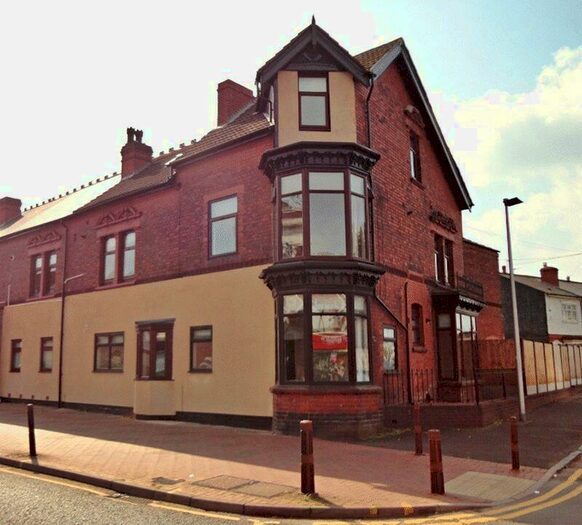 2 Bedroom Maisonette To Rent In Central Chambers, Bearwood Road., B66