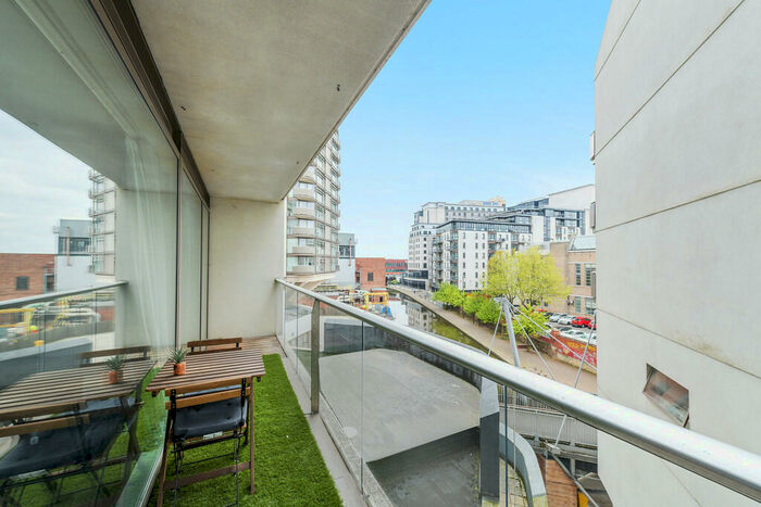 2 Bedroom Apartment To Rent In Canal Street, Nottingham, NG1