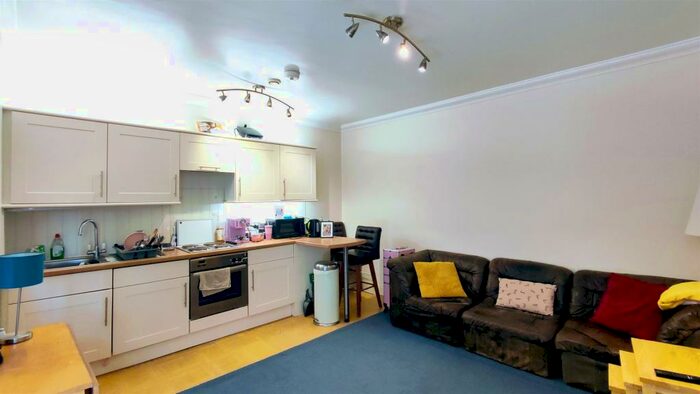 1 Bedroom Flat To Rent In Christchurch Road, Boscombe, BH7