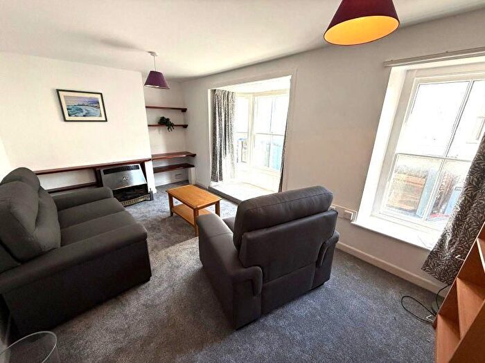 2 Bedroom Flat To Rent In Chalybeate Street, Aberystwyth, SY23