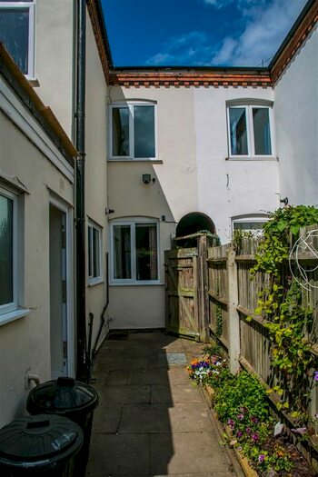 4 Bedroom Terraced House To Rent In Harold Road, Edgbaston, Birmingham, B16