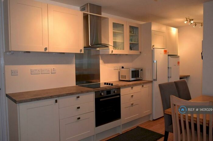 5 Bedroom Flat To Rent In London, London, NW1