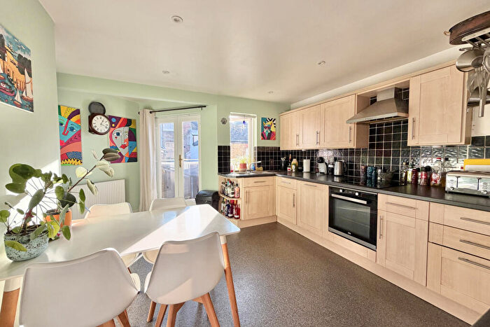 4 Bedroom Town House For Sale In Gough Road, Sandgate, Kent, CT20