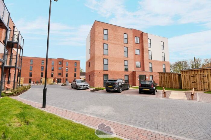 2 Bedroom Flat To Rent In Skybridge Close, Coventry, CV6