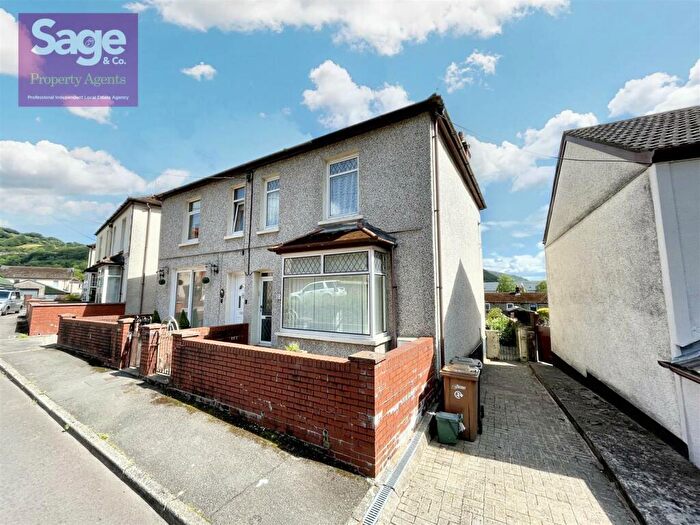 3 Bedroom Semi-Detached House For Sale In Woodland Terrace, Abercarn, Newport, NP11