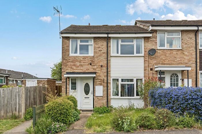 3 Bedroom End Of Terrace House To Rent In Waterside, Chesham, HP5