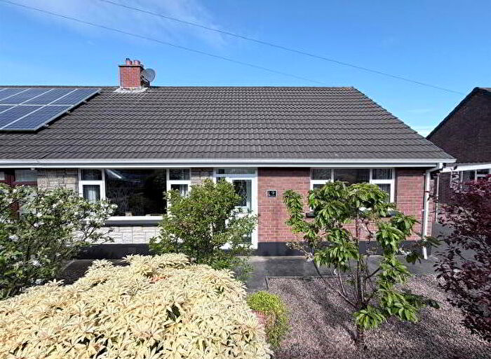 3 Bedroom Semi-detached Bungalows For Sale In Laurel Park, L'Derry, BT47