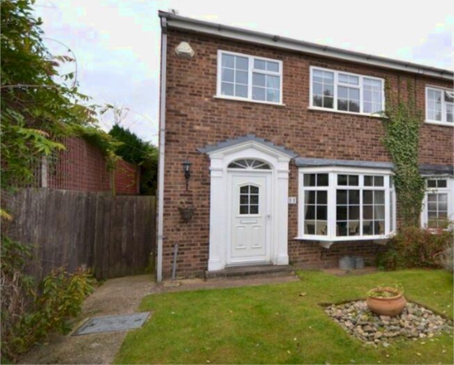 3 Bedroom Semi-Detached House To Rent In Cardinals Walk, Taplow, Maidenhead, SL6