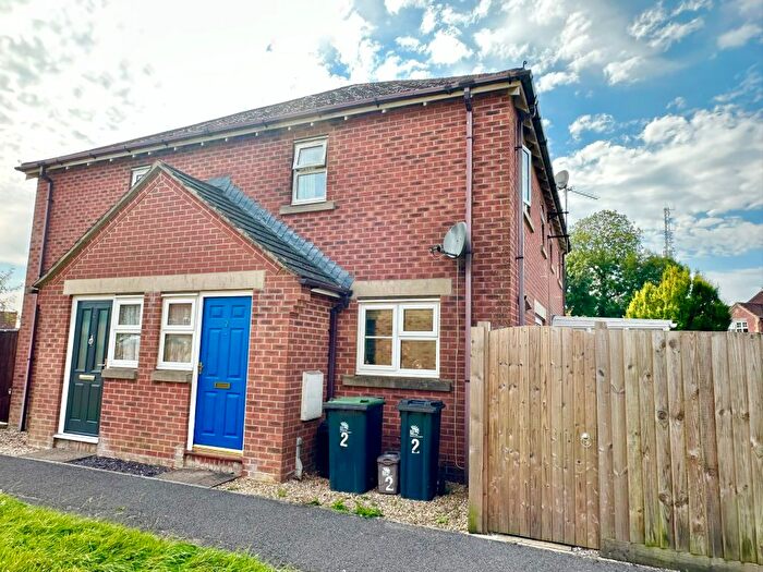 1 Bedroom End Of Terrace House To Rent In Burton Close, Shaftesbury, SP7