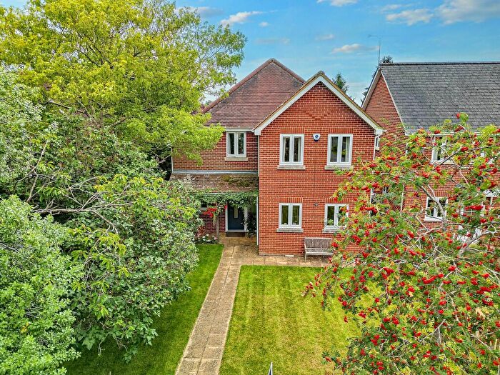 4 Bedroom Detached House For Sale In High Street, Shirrell Heath, SO32