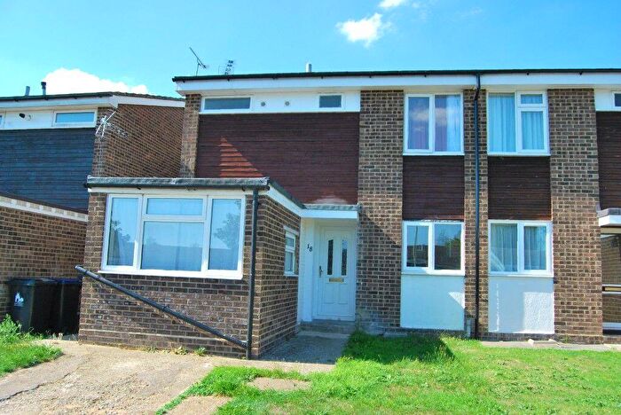 1 Bedroom Terraced House To Rent In Rooms Available - Bed Student Home - Headcorn Drive, Canterbury, CT2