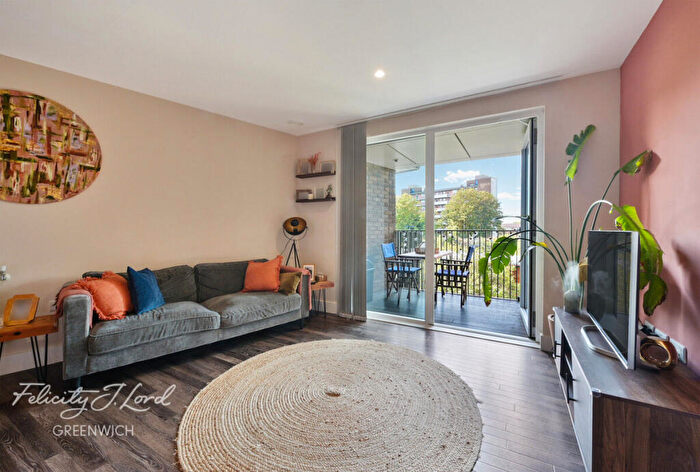 2 Bedroom Flat For Sale In Deptford Foundry, London, SE14