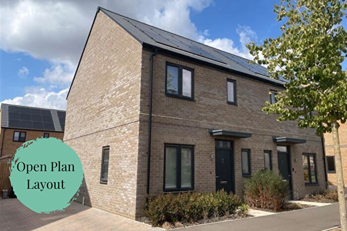 3 Bedroom Semi-Detached House To Rent In Bergamot Way, St. Neots, Cambridgeshire, PE19