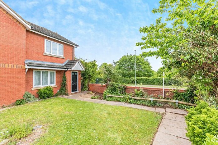 2 Bedroom Semi-Detached House For Sale In Cross Waters Close, Wootton, Northampton, NN4