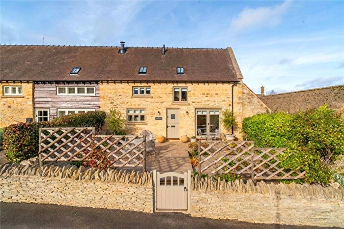 2 Bedroom Barn Conversion For Sale In The Leasows, Blind Lane, Chipping Campden, Gloucestershire, GL55