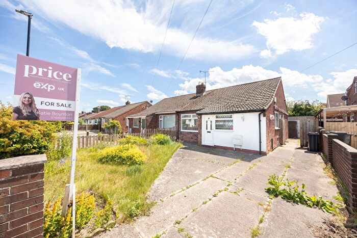 3 Bedroom Semi Detached Bungalow For Sale In Woodland Way, Huntington, York, YO32