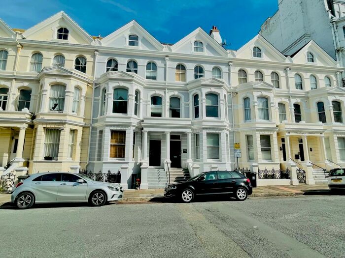 2 Bedroom Flat To Rent In Seafront, BN21