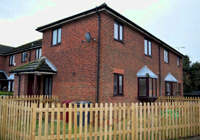 2 Bedroom End Of Terrace House To Rent In Waters Edge, Scawby Brook, DN20