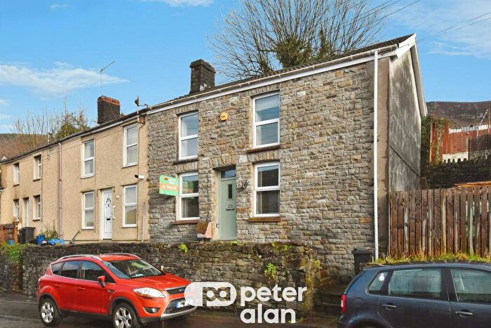 2 Bedroom End Of Terrace House For Sale In Cardiff Road, Troedyrhiw, Merthyr Tydfil, CF48