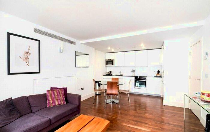 2 Bedroom Flat To Rent In Weymouth Street, Marylebone, London, W1W