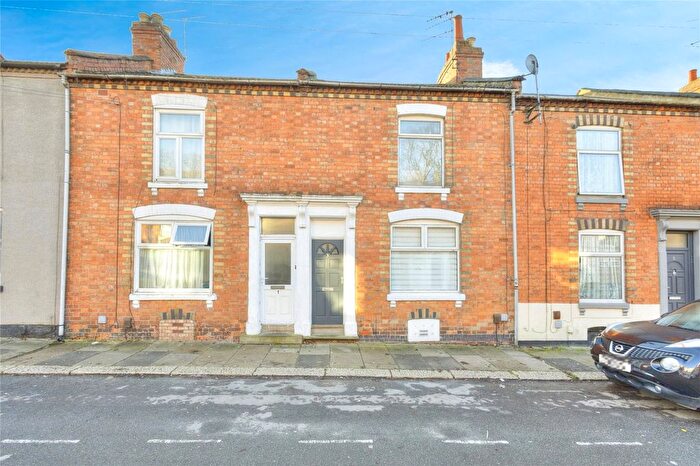 2 Bedroom Terraced House For Sale In Louise Road, Northampton, Northamptonshire, NN1