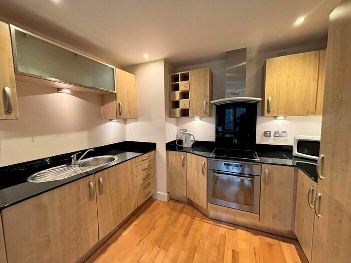 1 Bedroom Flat To Rent In Magellan House, Armouries Way, Leeds, West Yorkshire, LS10