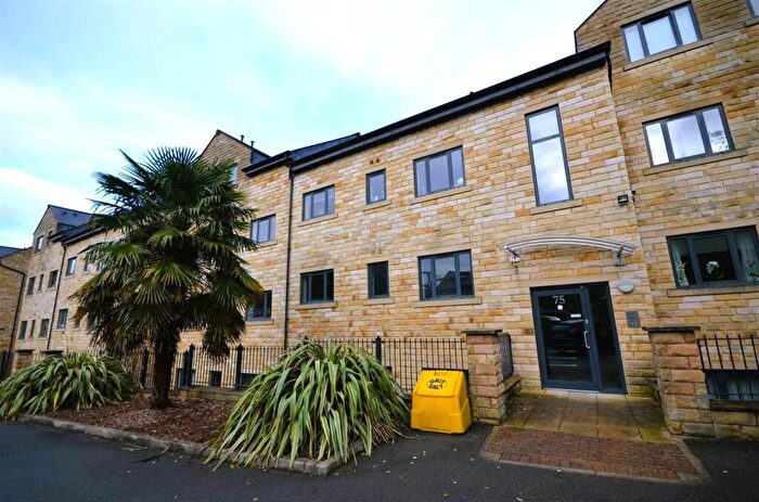 2 Bedroom Apartment For Sale In Apartment, Stile, Newsome Road, Huddersfield, HD4