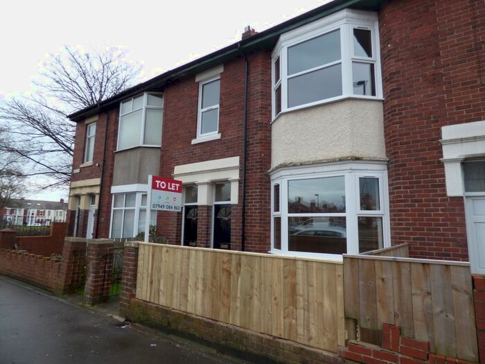 2 Bedroom Flat To Rent In Shields Road, Newcastle Upon Tyne, NE6