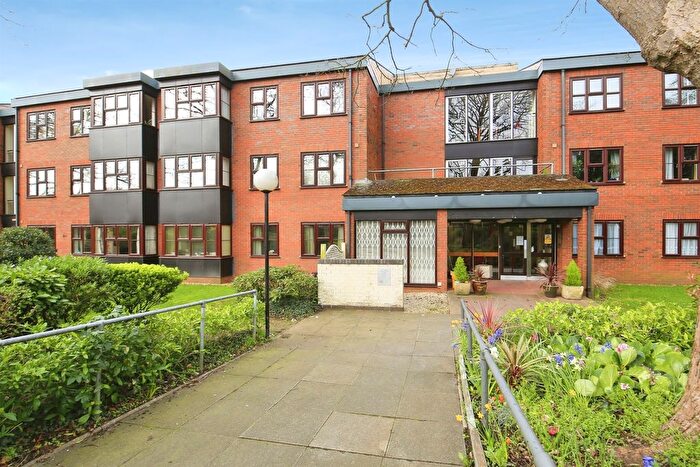 1 Bedroom Flat For Sale In Lincoln Gate, Peterborough, PE1